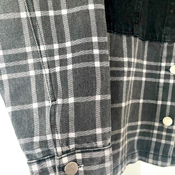 Boohoo Check Contrast Oversized Denim Jacket - Picture 8 of 11